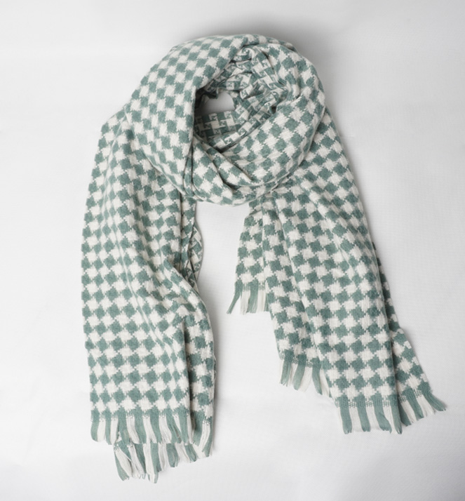 　Scarf