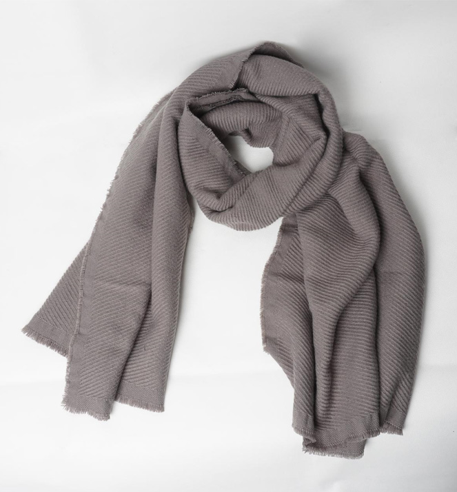　Scarf