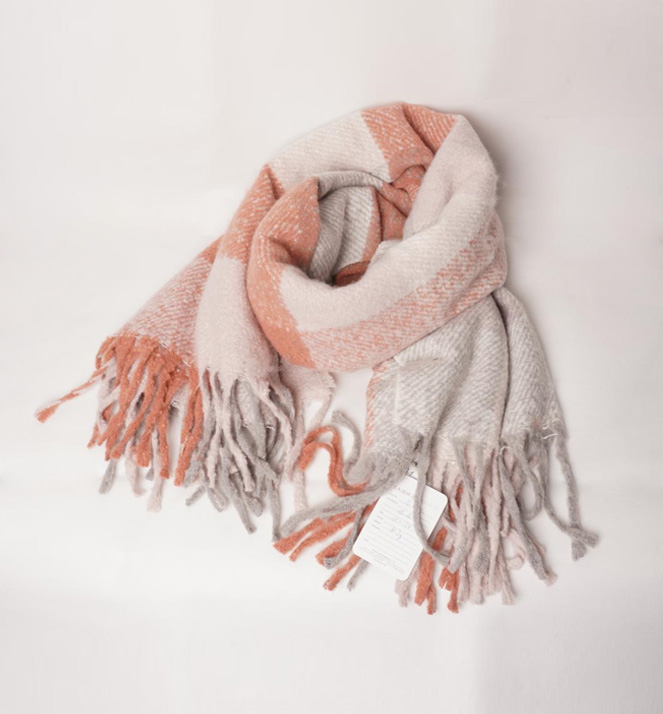 　Scarf