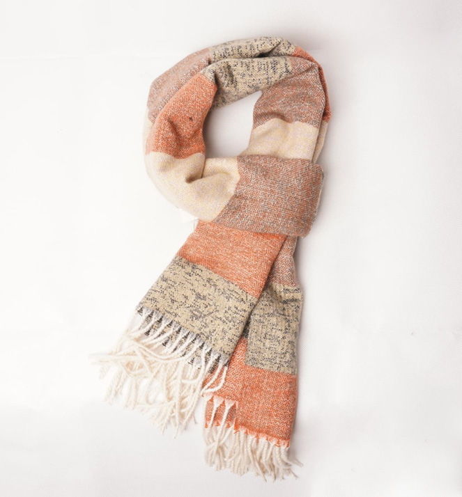 　Scarf